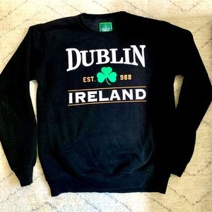 Dublin Ireland crew neck pullover sweater straight from Ireland☘️in Medium